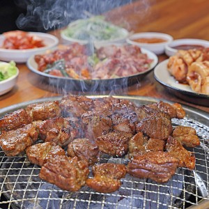 고기싸롱 용인남사점