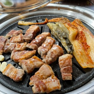 숯불위에 삼겹살