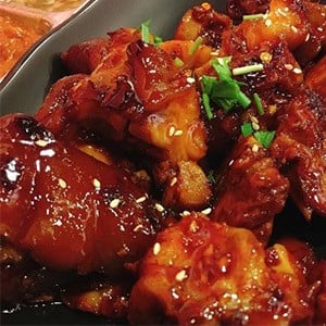 신촌정직한족발