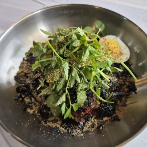 육달 막국수