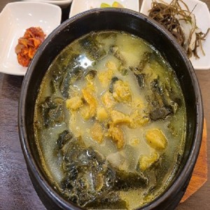 [부산 수영] 가연장미역국 정찬광안점
