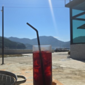 Cafe The 32